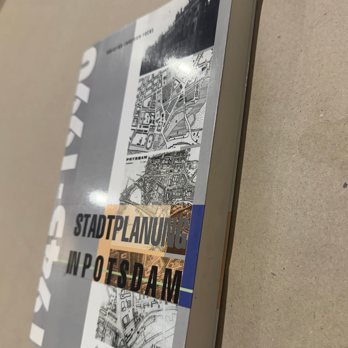 JETZT ERHÄLTLICH Stadtplanung in Potsdam 1945-1990